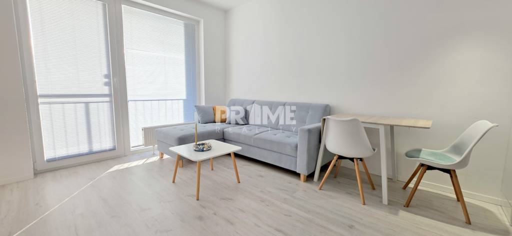 MODERNÝ 2i, SLNEČNICE, BALKÓN, PARKING, Zuzany Chalupovej,Pe - 4