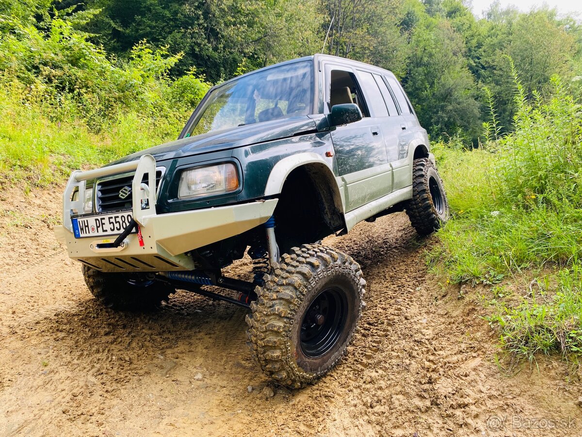 Suzuki Vitara V6 2.0. - 4