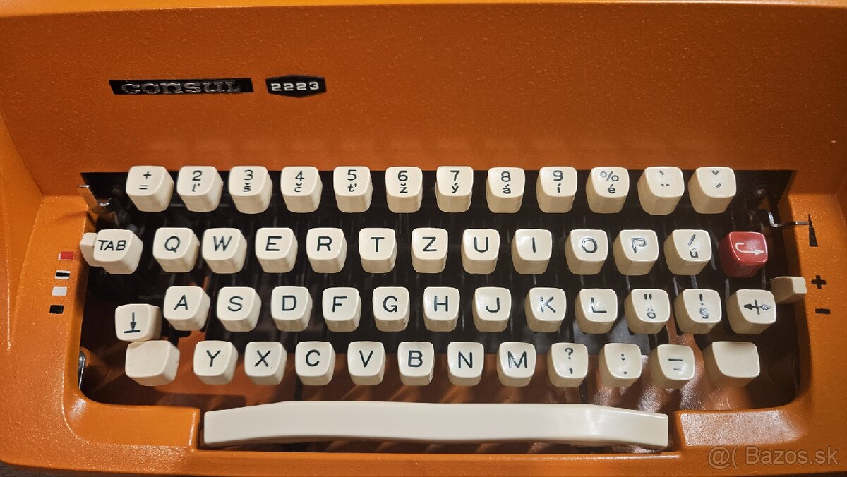 Kufrikový písací stroj Consul 2223 1988 - 4
