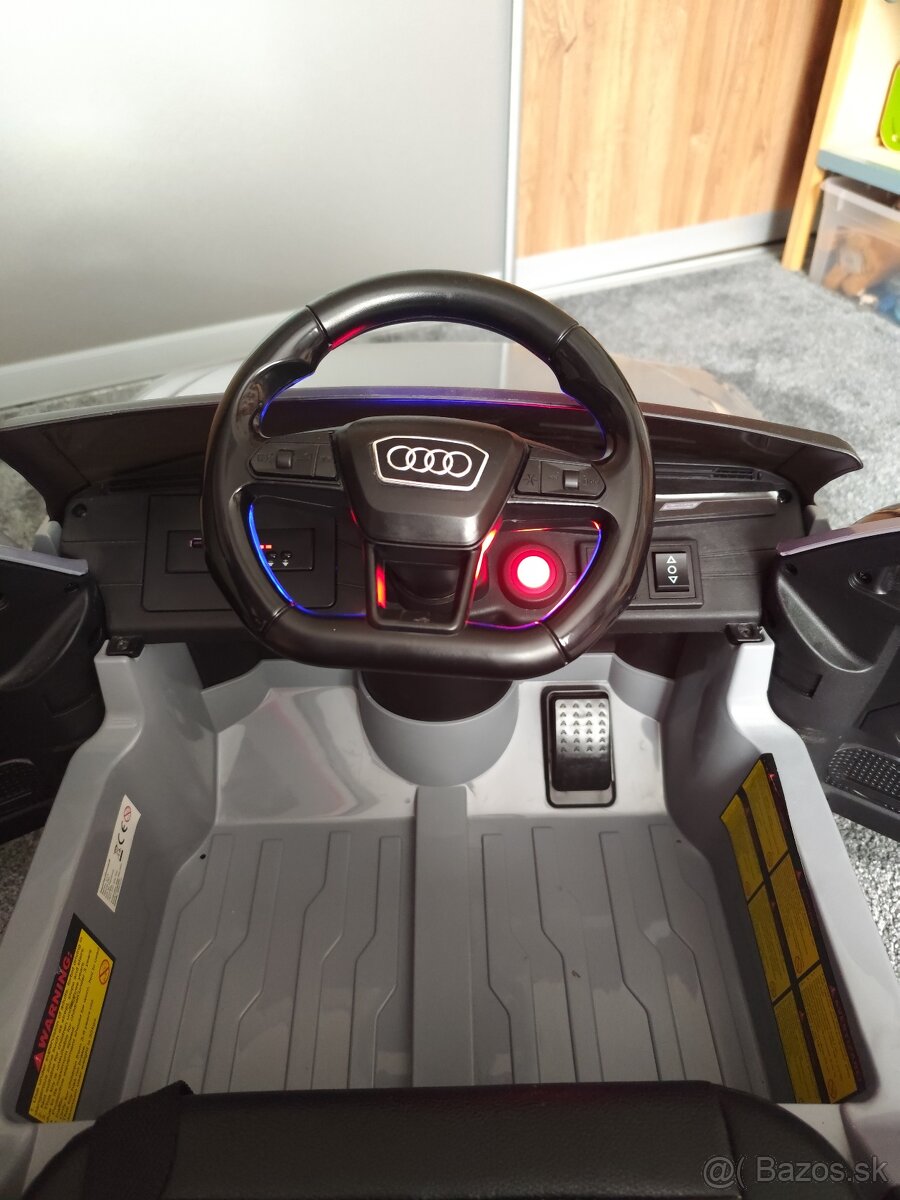 Elektricke autíčko AUDI RS6 - 4