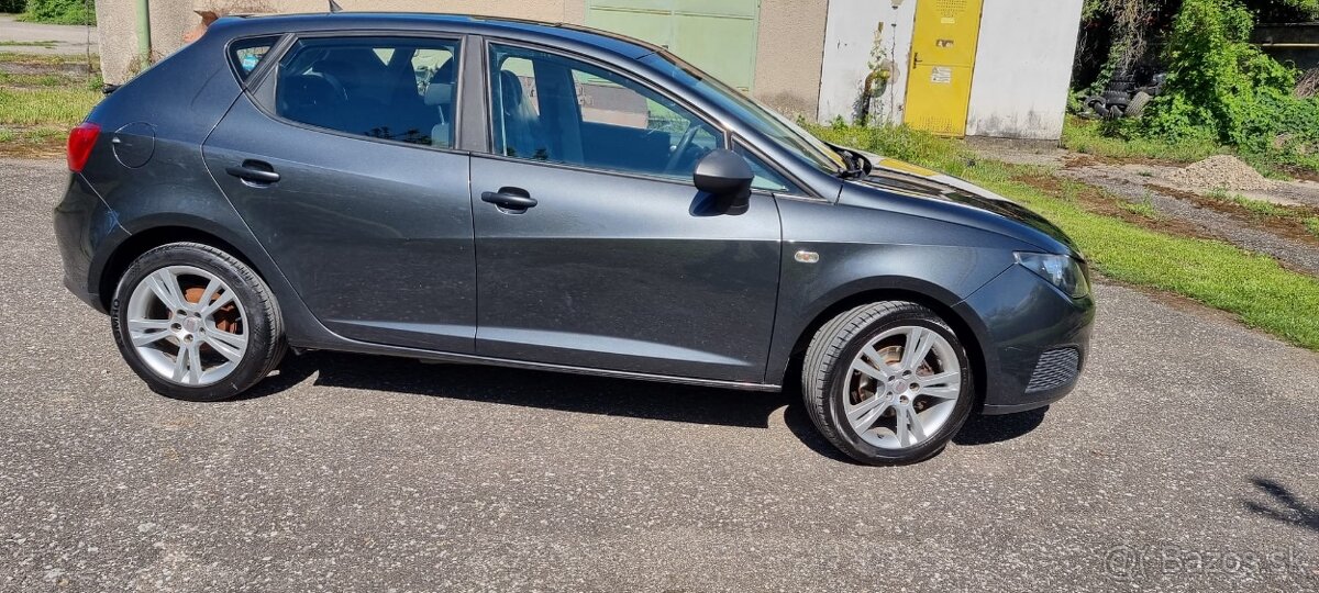 Seat Ibiza 1.2i Reference,benzín,manuál, 51kw, rok 2010 - 4