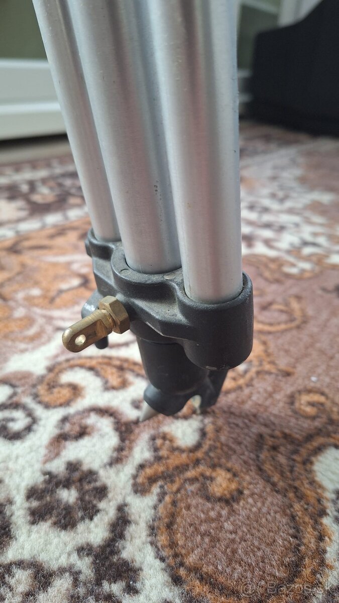 Statív Manfrotto pre kameru - 4