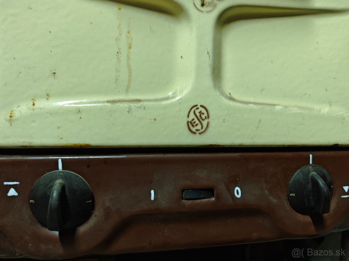 Predám plne fuknčnú retro pec - 4