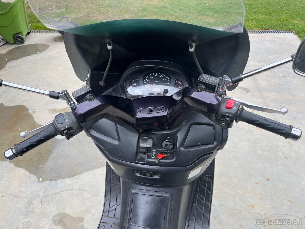 Suzuki Burgman 400 N - 4