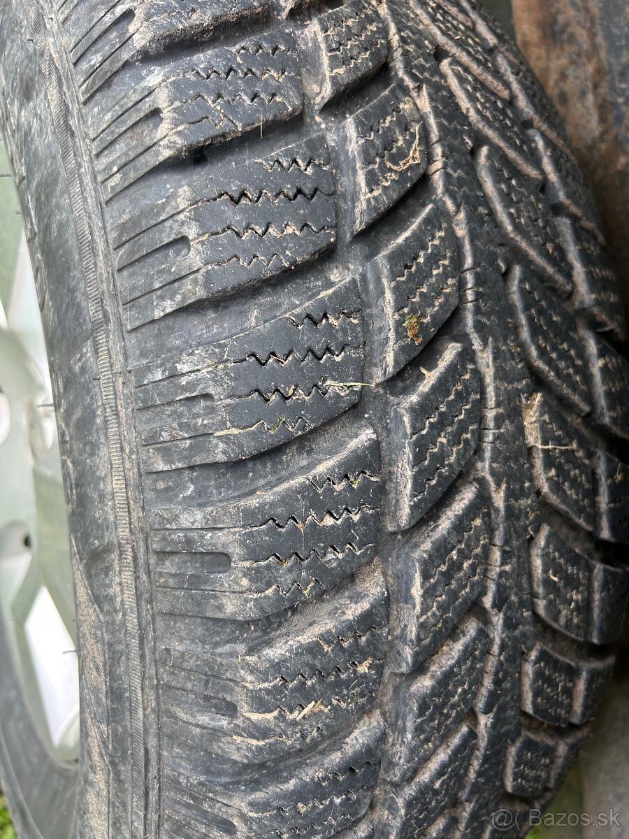 🚙 Nissan Navara 2007 – 2.5 dCi - 4
