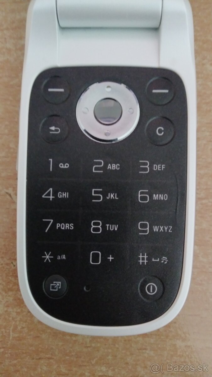 Sony Ericsson Z310i - 4