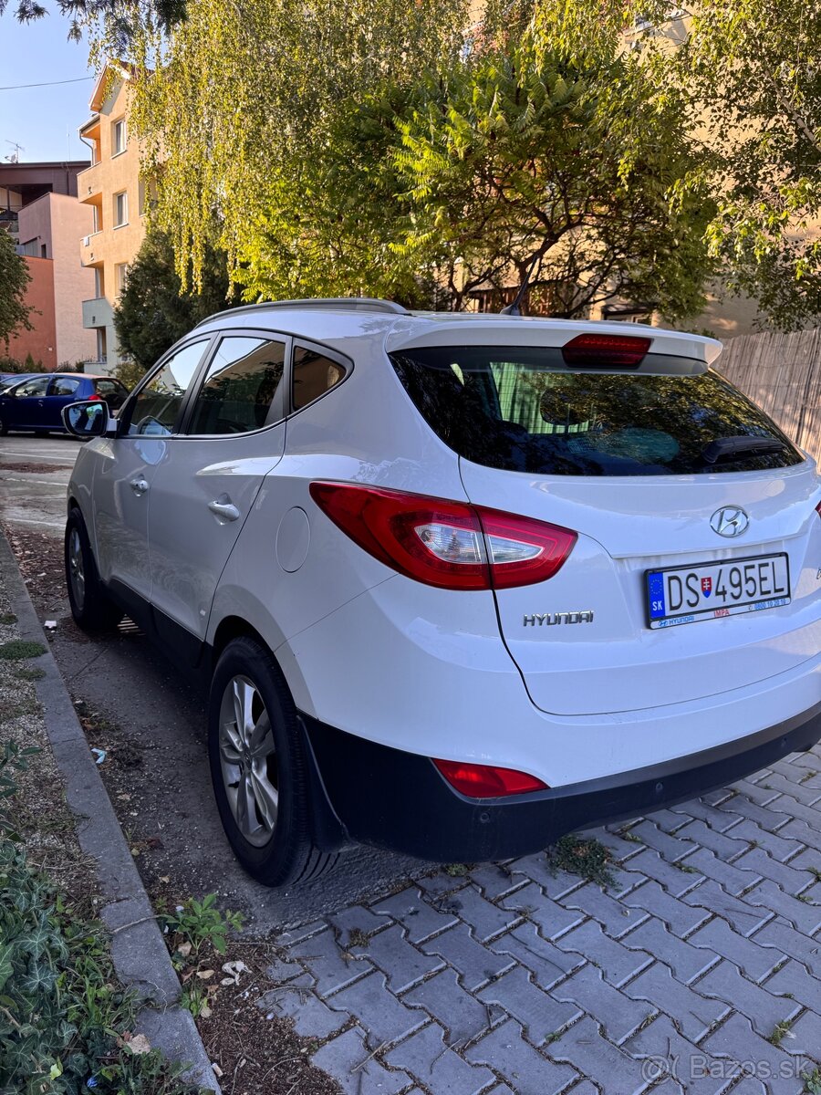 Hyundai ix35 1.6 benzín - 4