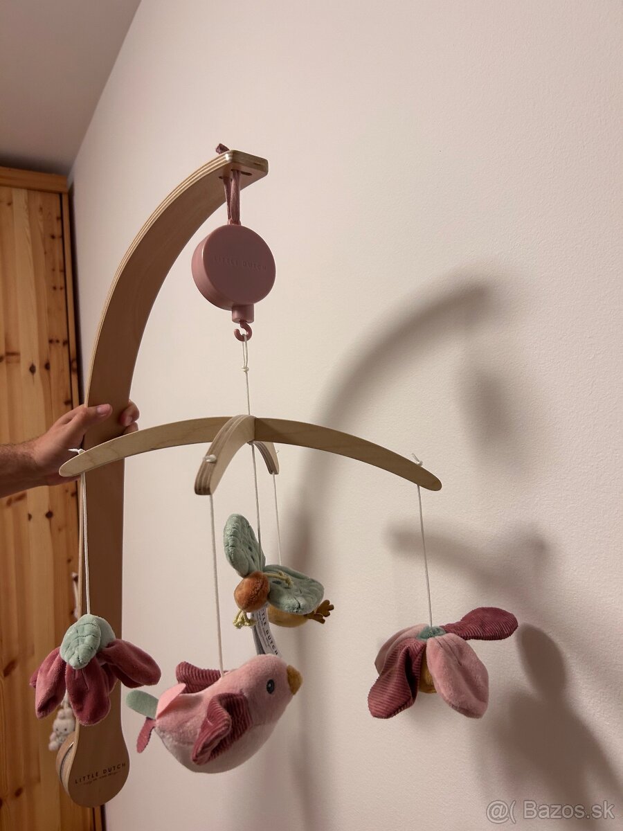 Hudobný kolotoč drevený Kvety a Motyle - 4