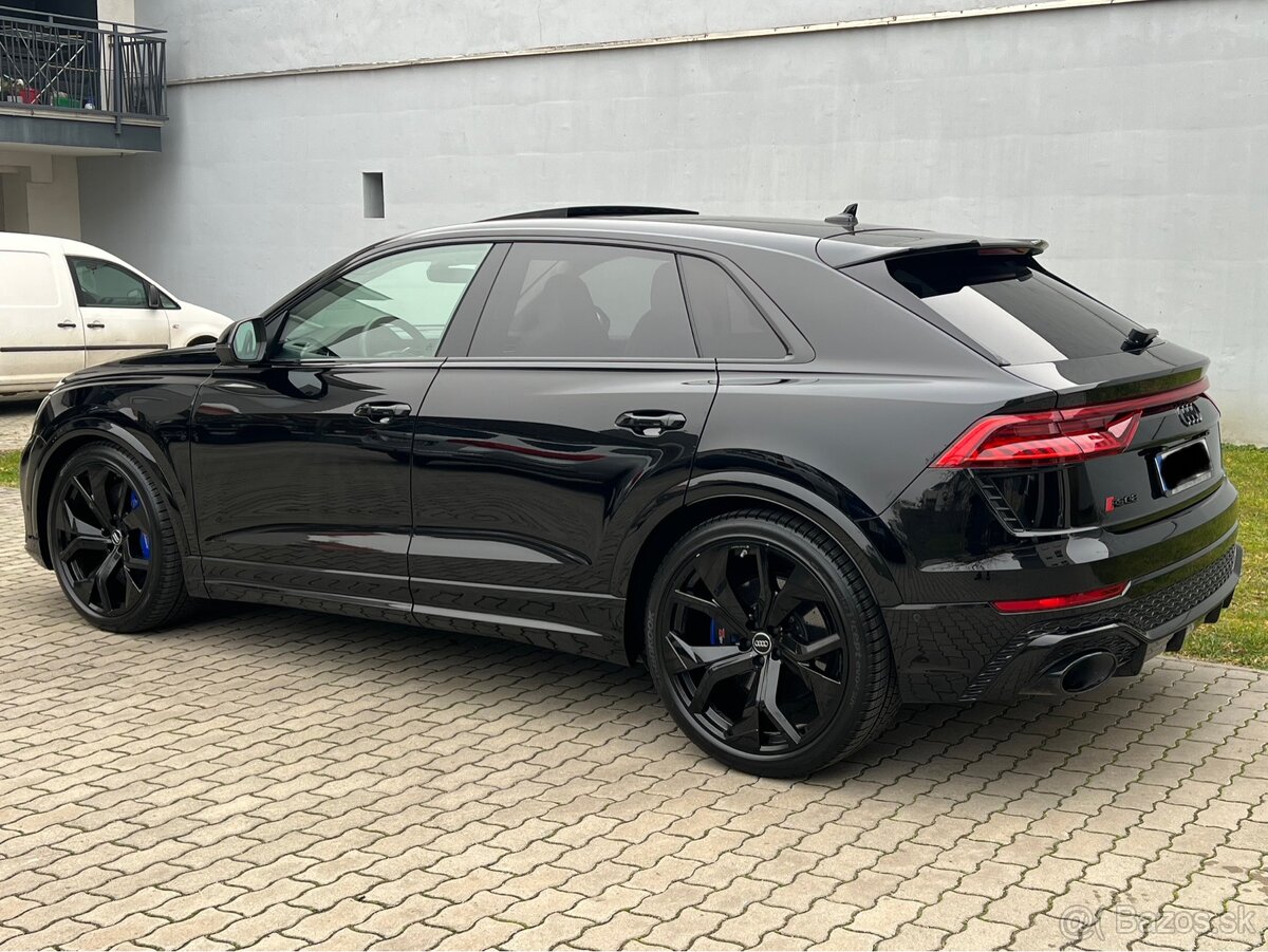 Audi RSQ8 - 4