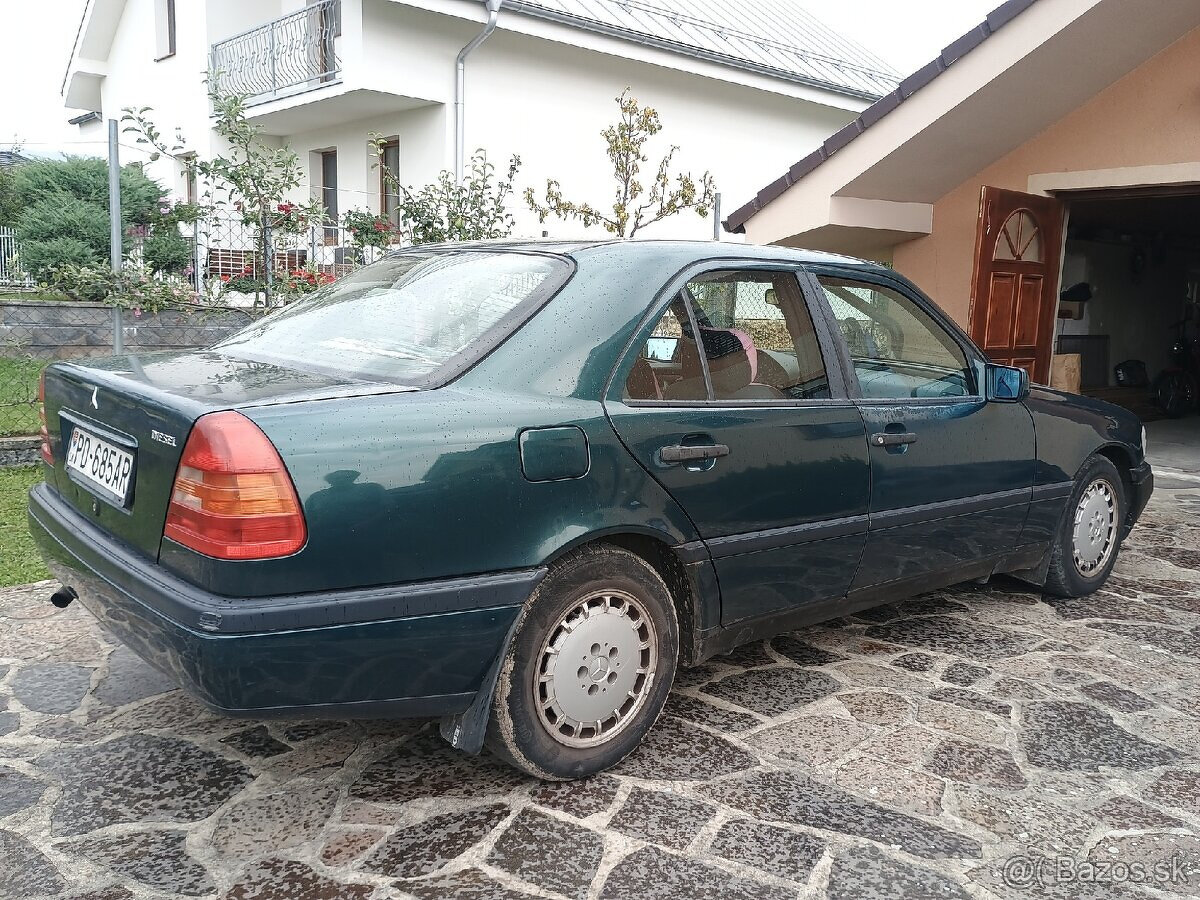 Mercedes C200 diesel ročník 1994 - 4