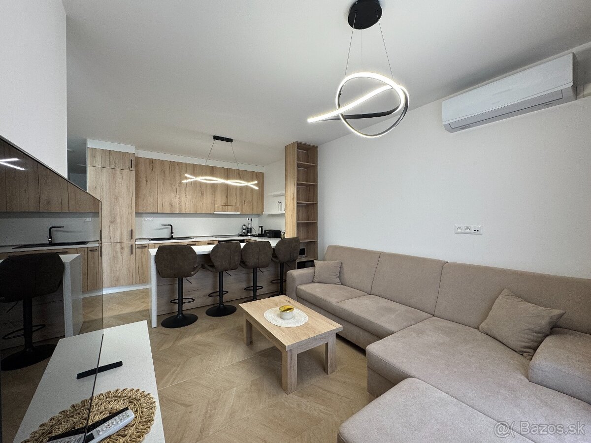 NA PREDAJ - Moderný 4-izbový byt - 4