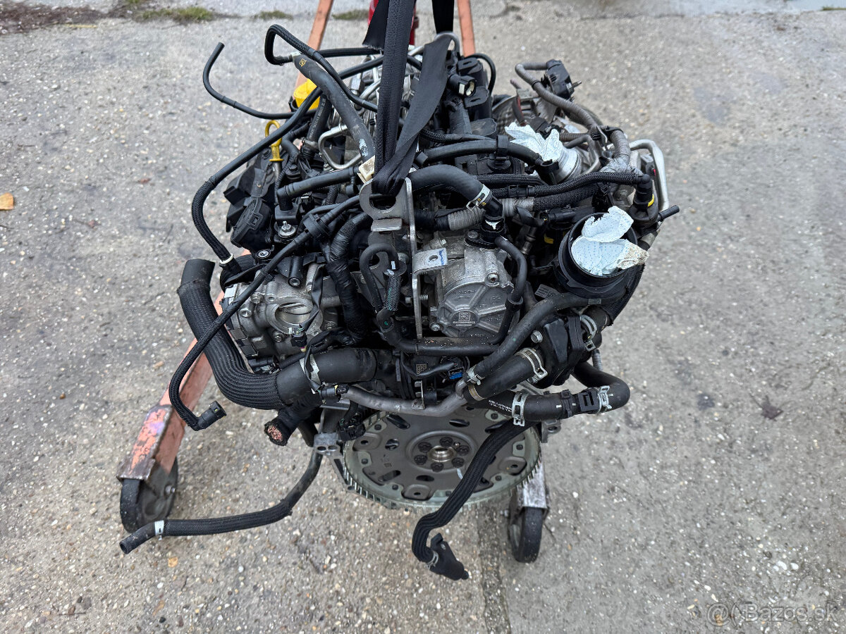 -----NISSAN RENAULT 1.3 TCe Mild Hybrid----- - 4