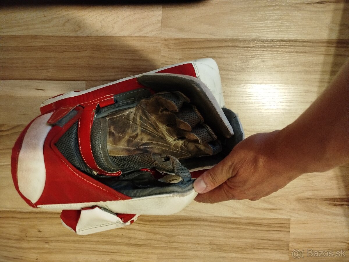 Brankárska lapačka - 4