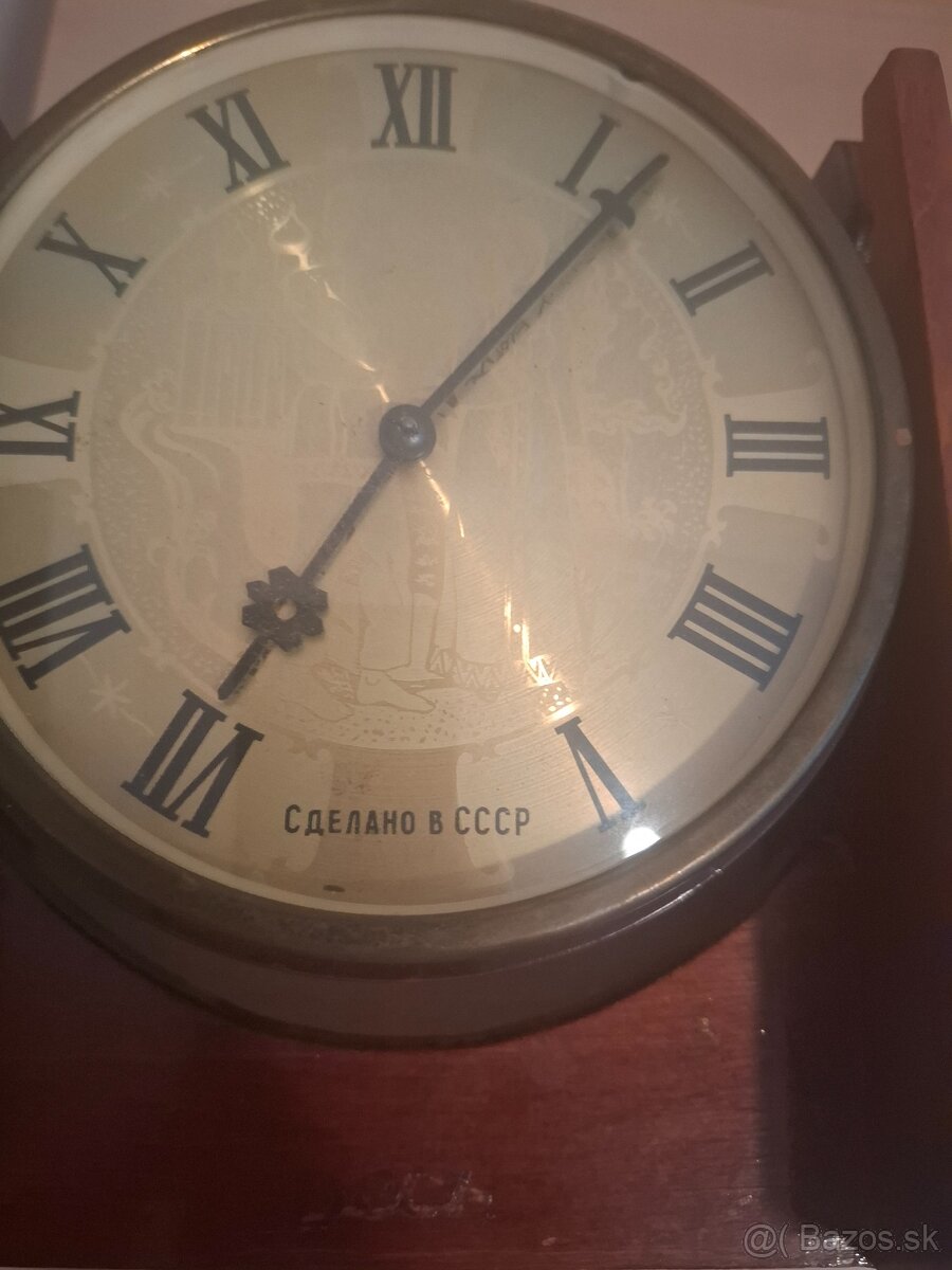 Stolové Hodiny VESNA - 4