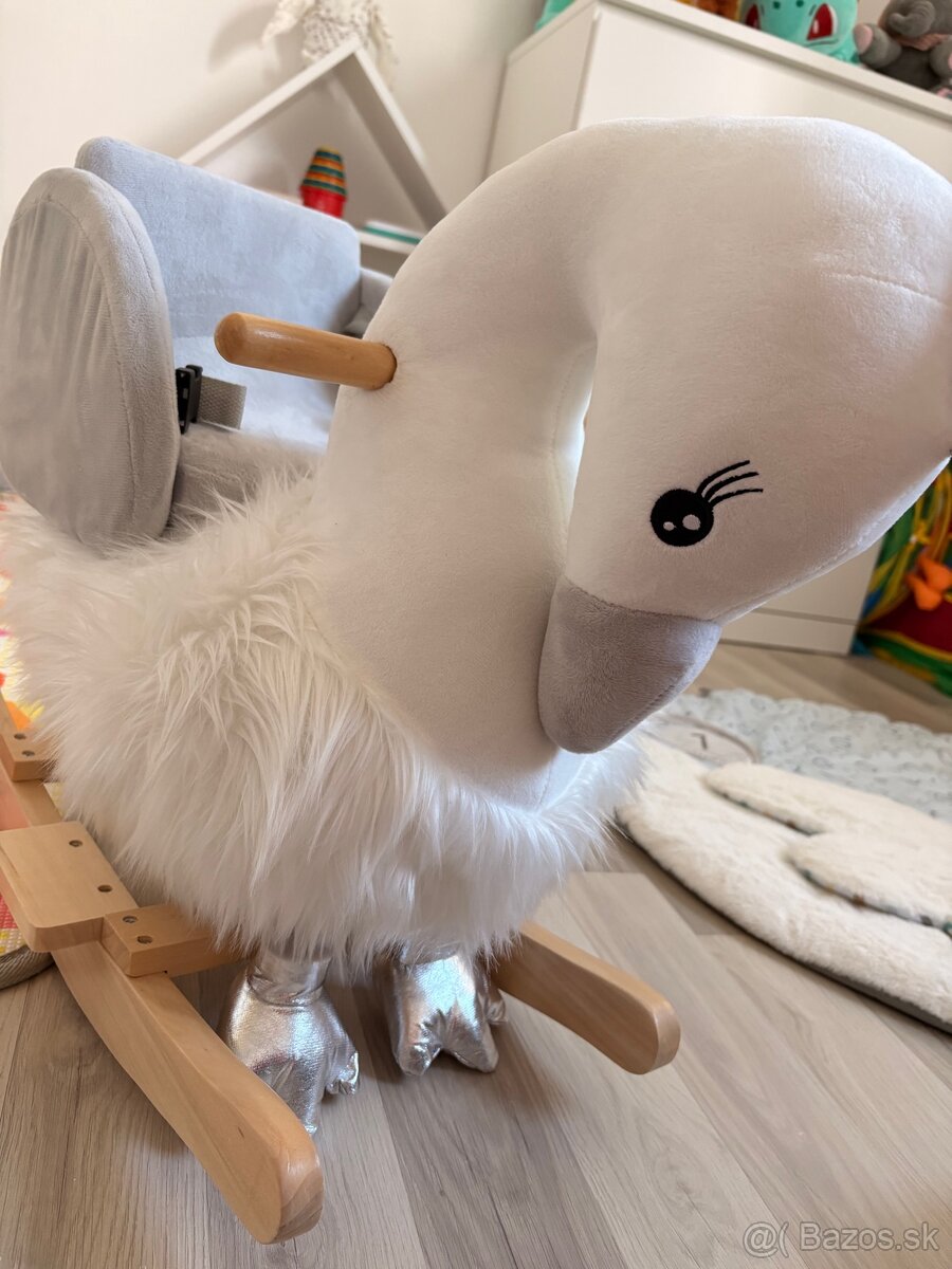Labuť hojdacka - 4