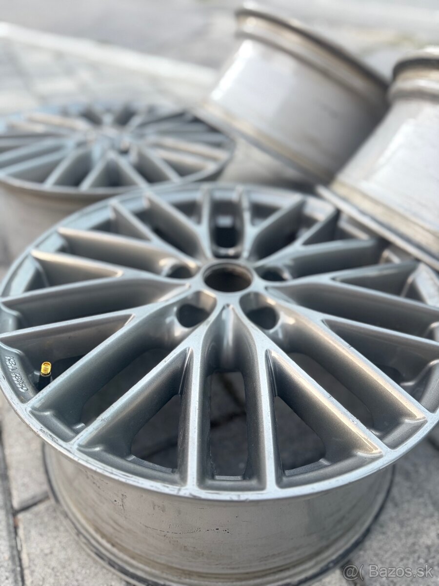 elektróny Borbet 5x114,3 r17 - 4