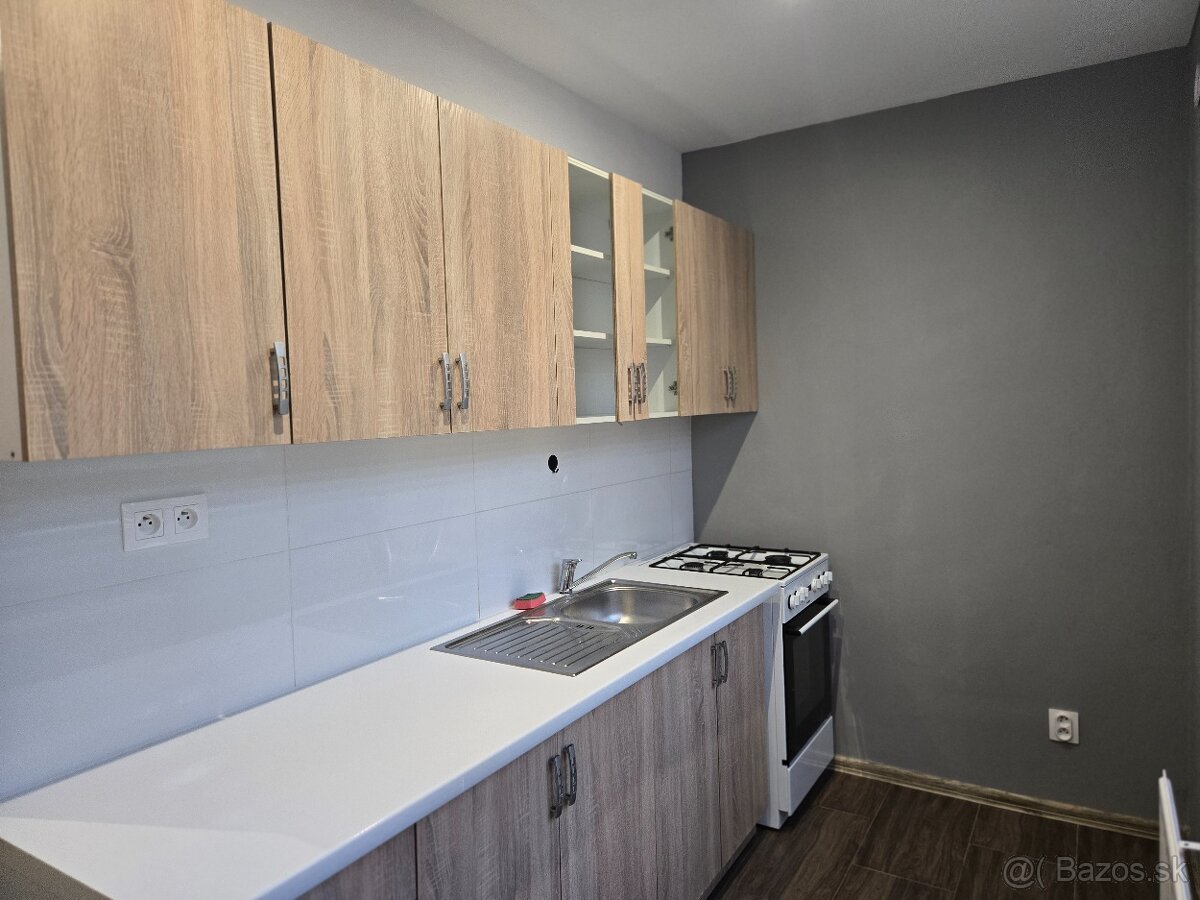 Prenajmem 2izb byt Poprad Nový Juh, - 4