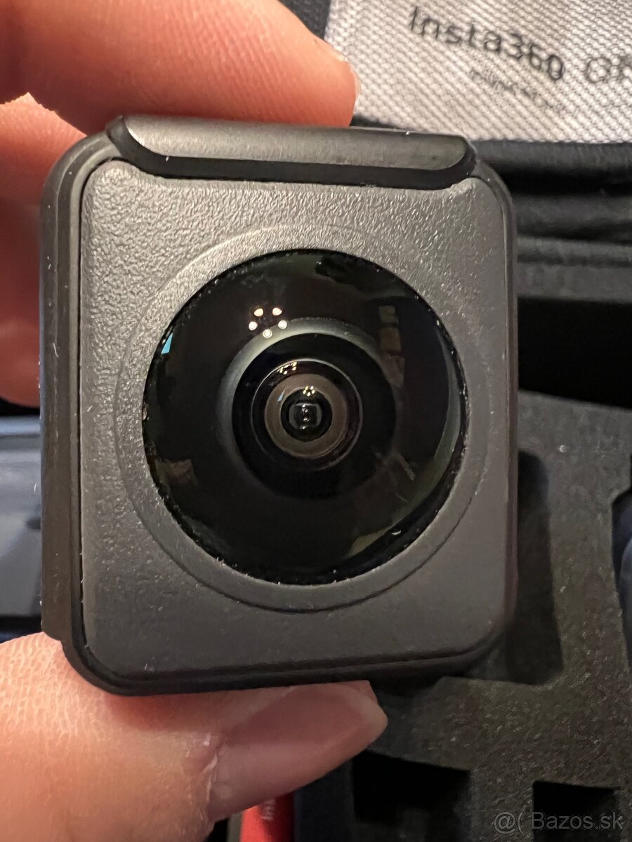 Insta360 ONE RS (Twin Edition) + kufrik , doplnky - 4