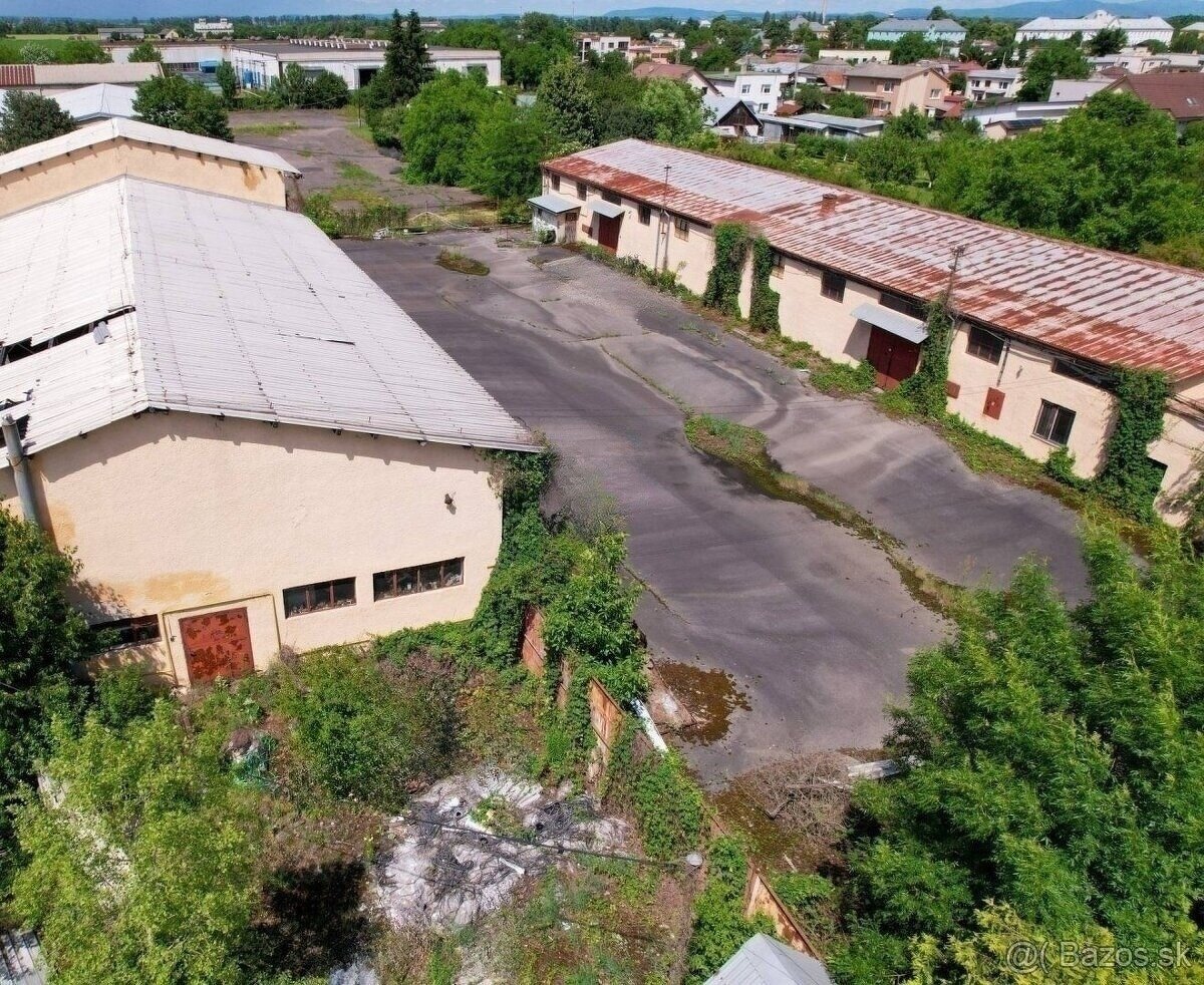 Na predaj: Rozsiahly podnikateľský areál - 4