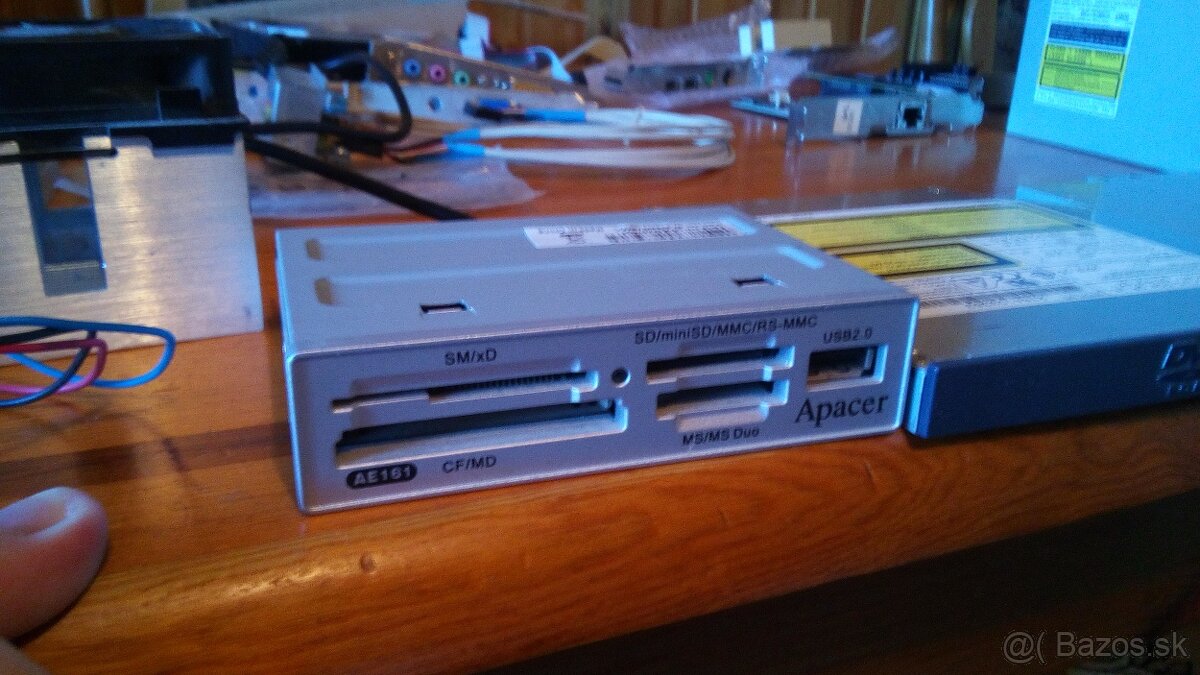 CD/DVD/Floppy,čítačka kariet - Vypratanie - 4