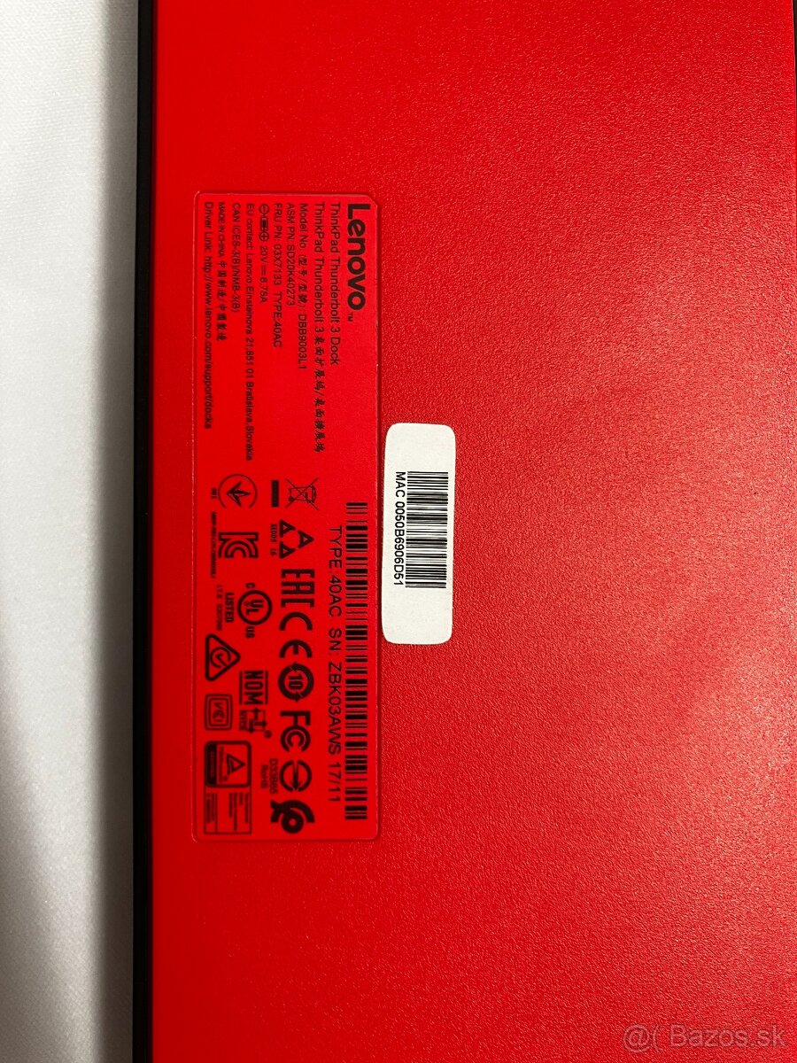 ThinkPad Thunderbolt 4 Workstation Dock - 4