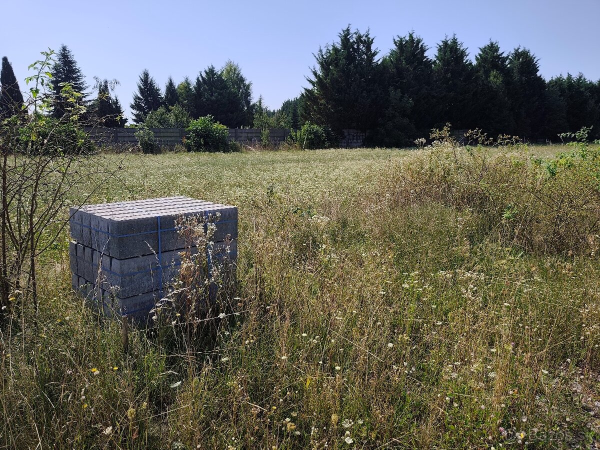 Pozemok na stavbu rodinného domu. - 4