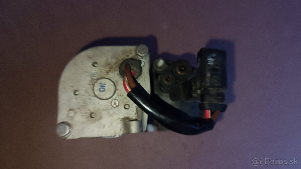 Kompresor vzduchového podvozku - 4