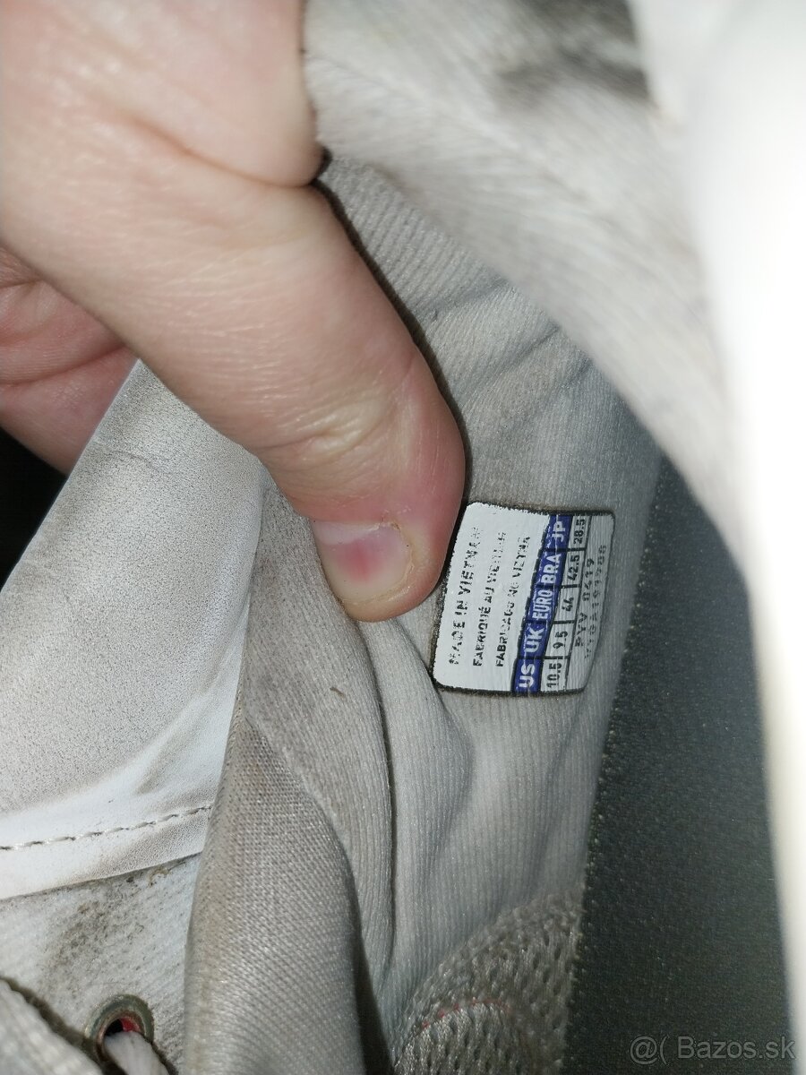 Mizuno wave Momentum Mid - 4