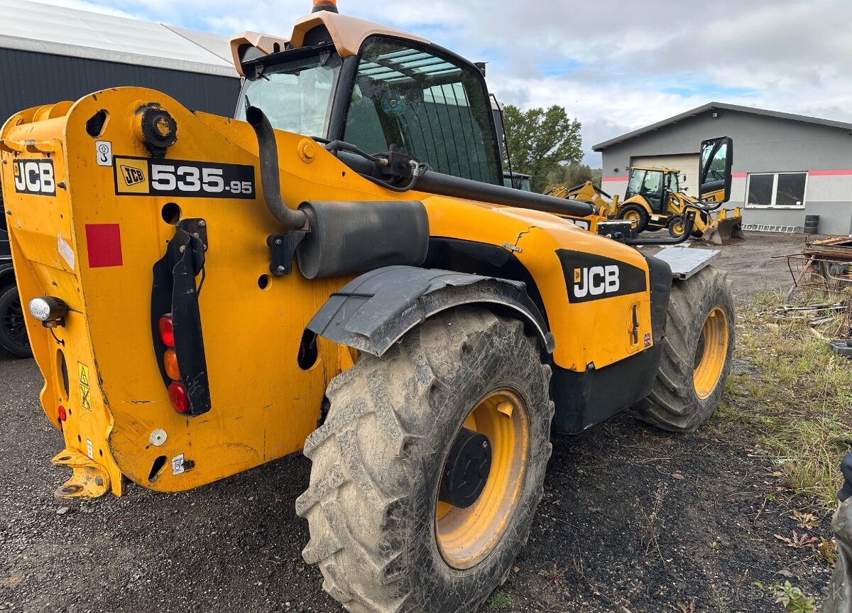 Bager teleskopický JCB Agri 535-95 535-75 - 4