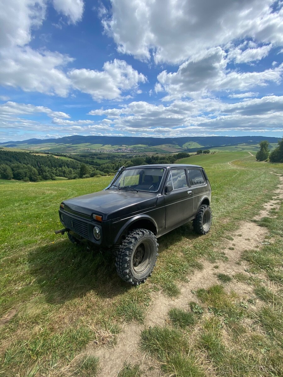 Lada Niva 1.7 - 4