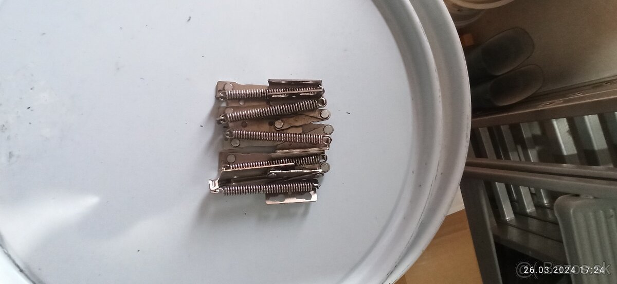 zdvihaci skladací drziak - 4