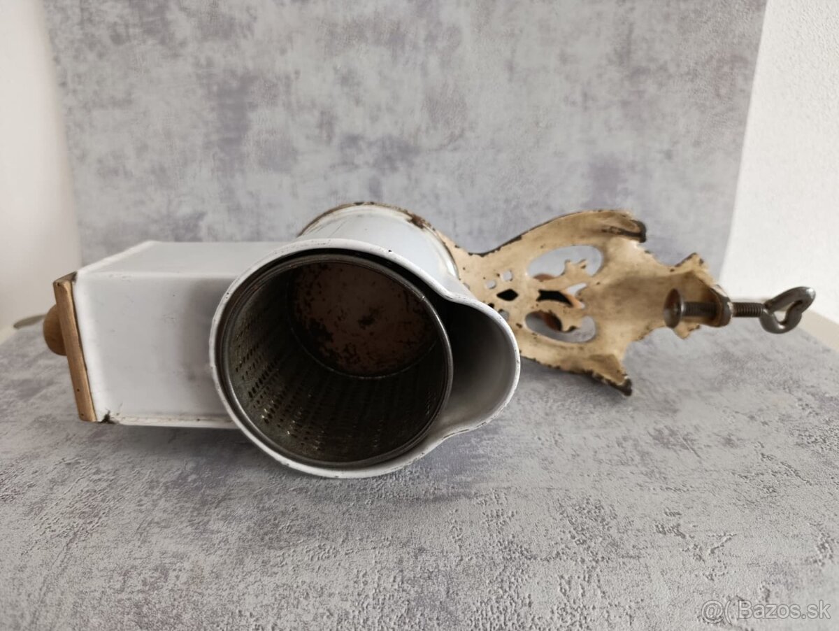 Krásný zdobený mlýnek na strouhanku JUGENDSTIL - 4