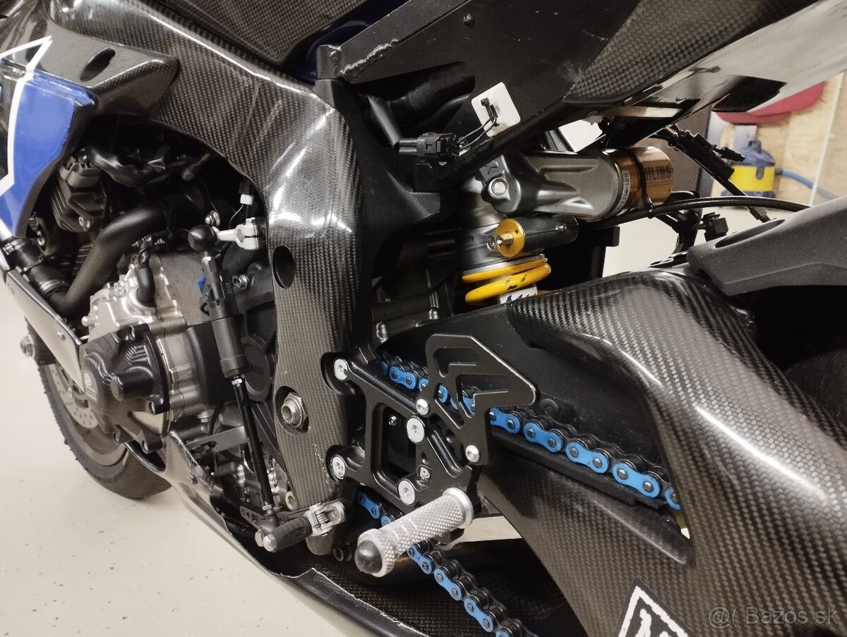 Predam na Yamahu YZF R1 - 4