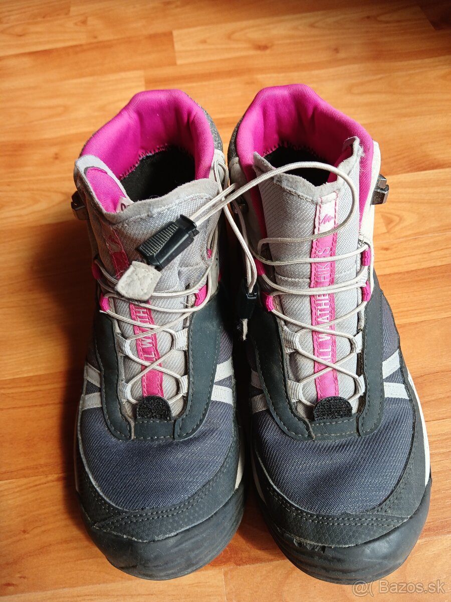 Predám dievčenské turistické topánky - 4
