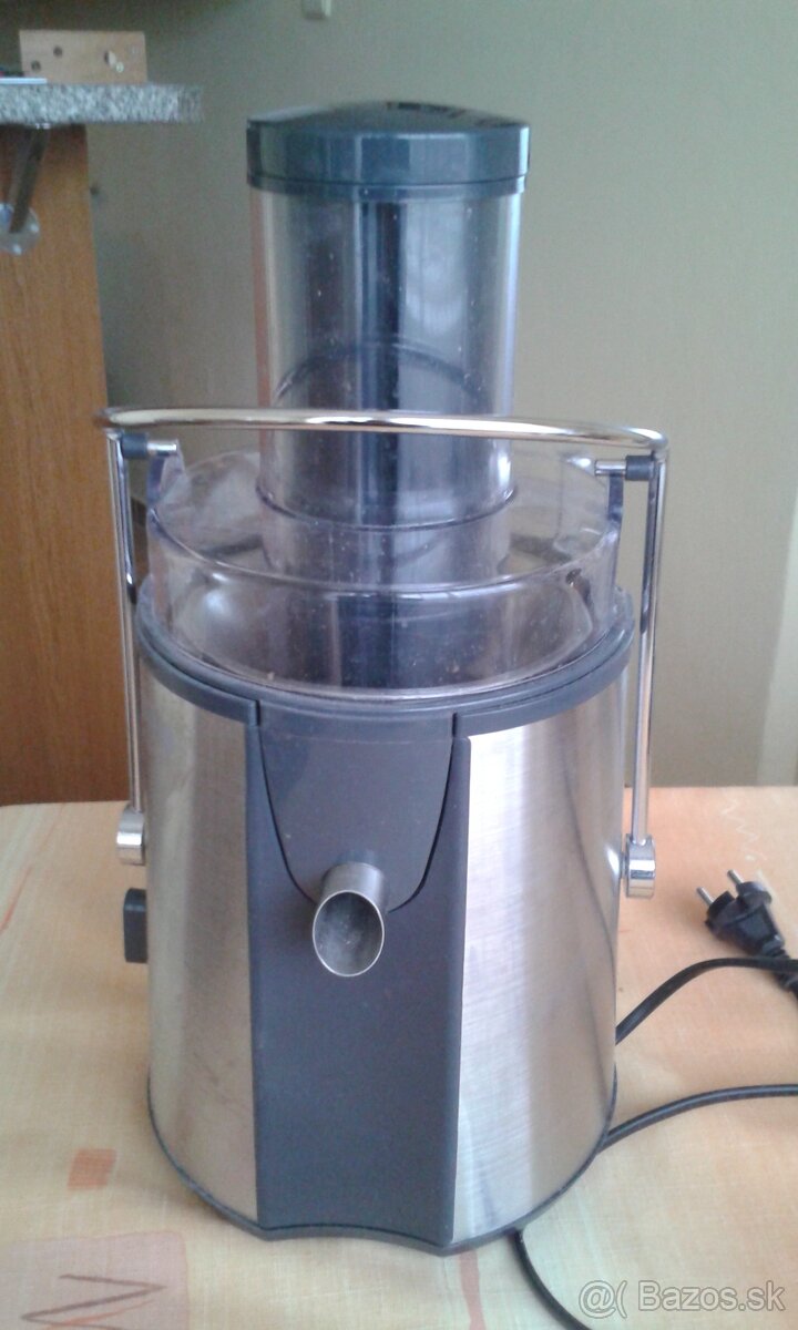 Odšťavovač Sencor SJE 1005 - 4