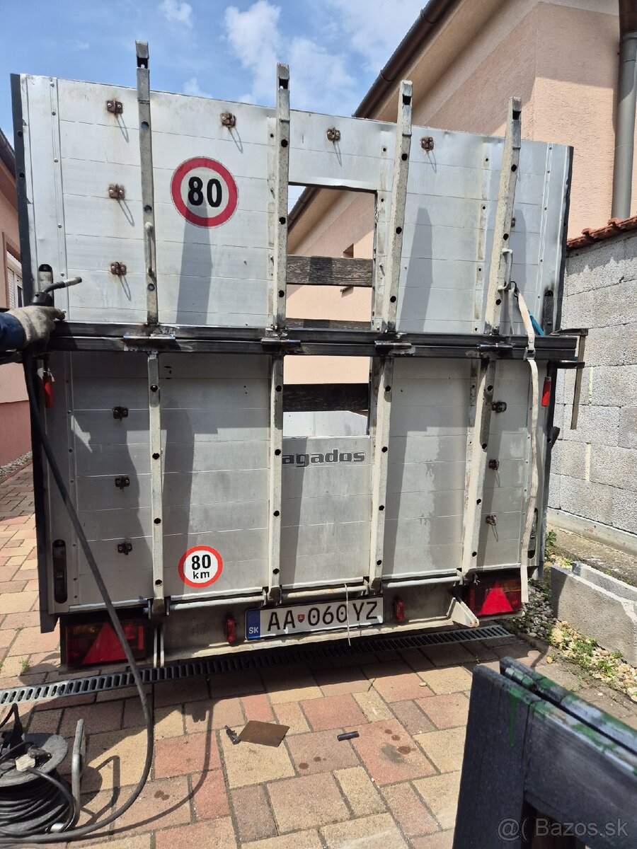 Prívesný vozík - 4