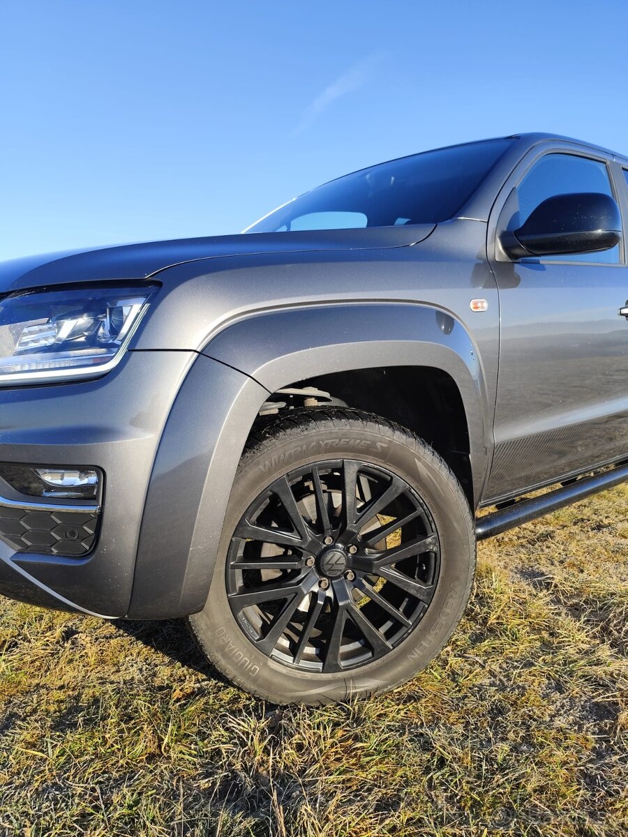 Volkswagen Amarok V6 Shadow edition