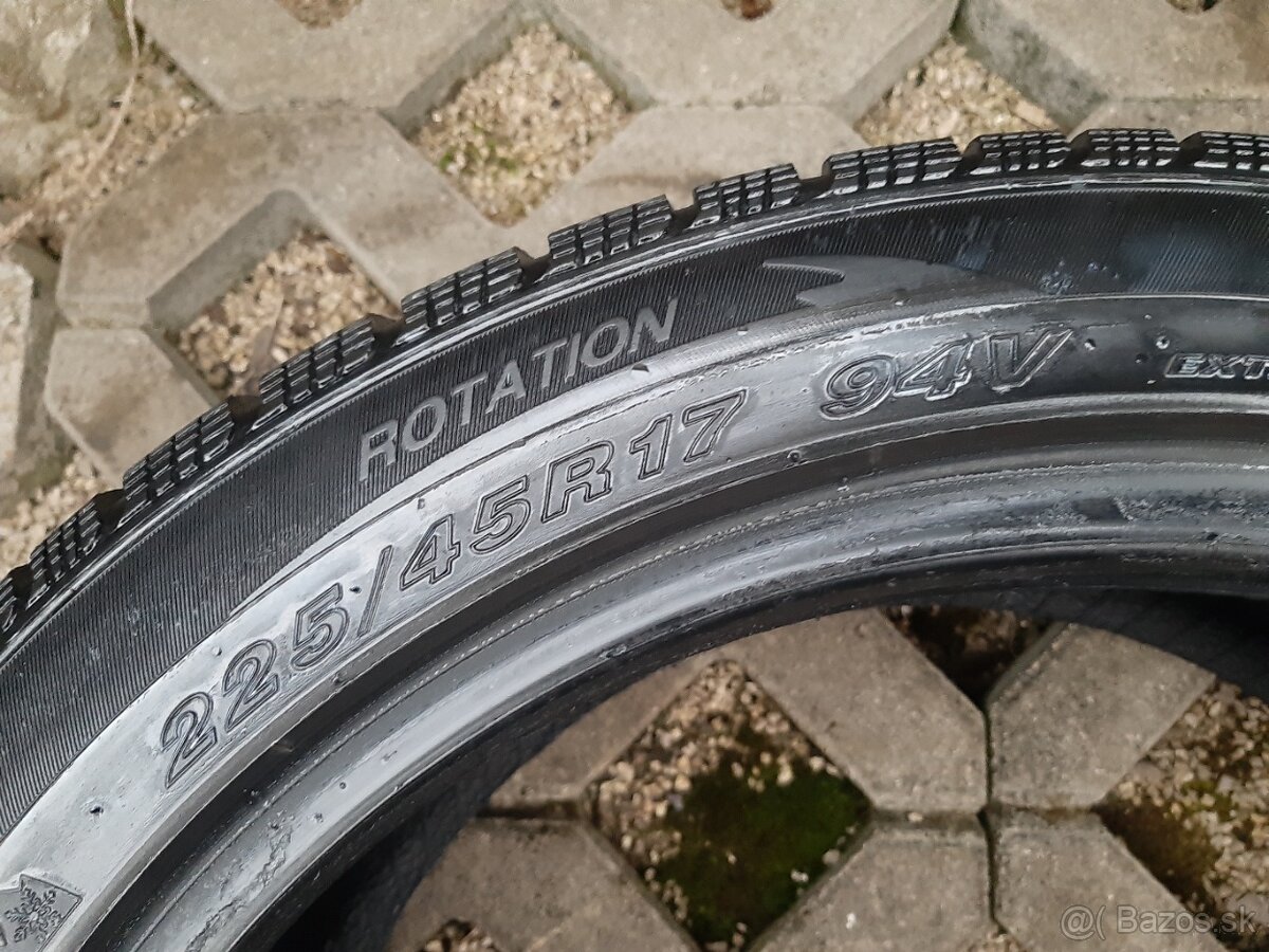 225/45r17 - 4
