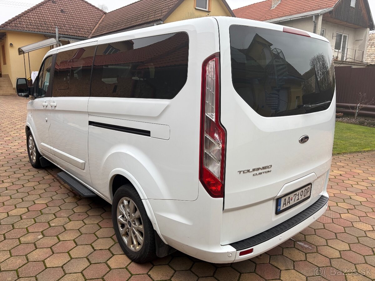 Predám Ford Tourneo Custom - 4