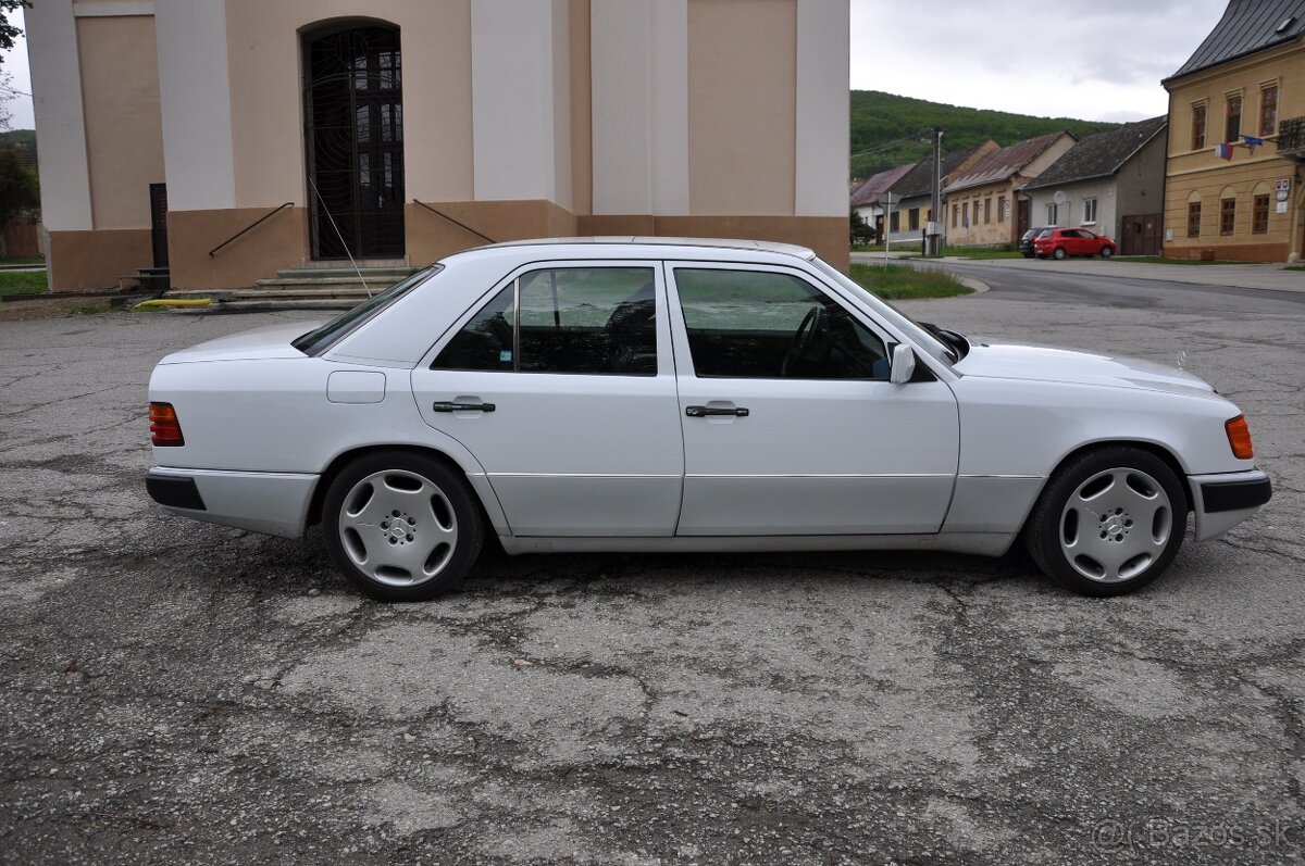 Mercedes Benz W124 - 4