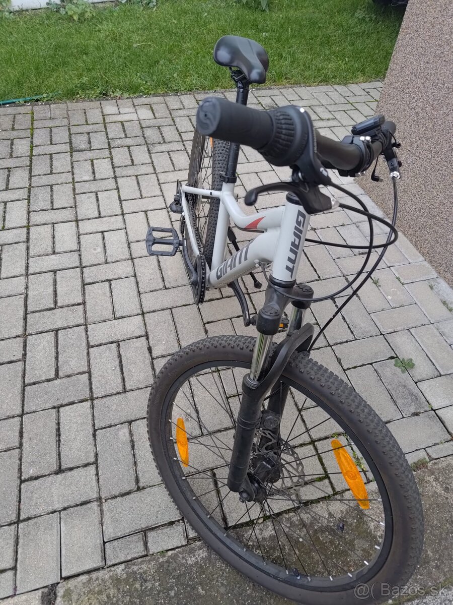 Bicykel GIANT XtC JR Disc 24 Concrete - 4