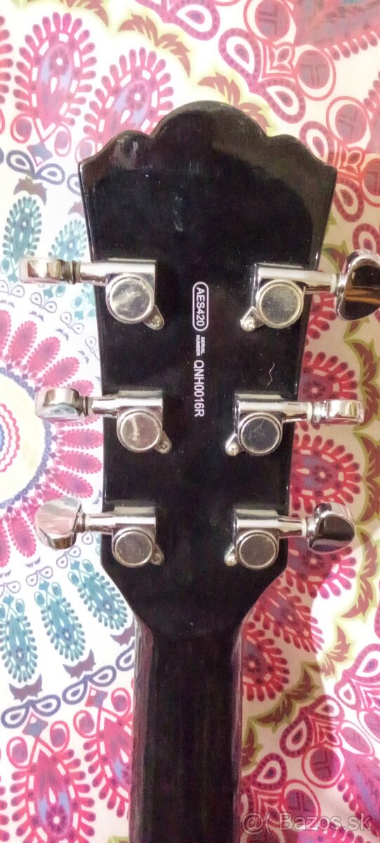 Elektrická gitara YAMAHA AES420 - 4