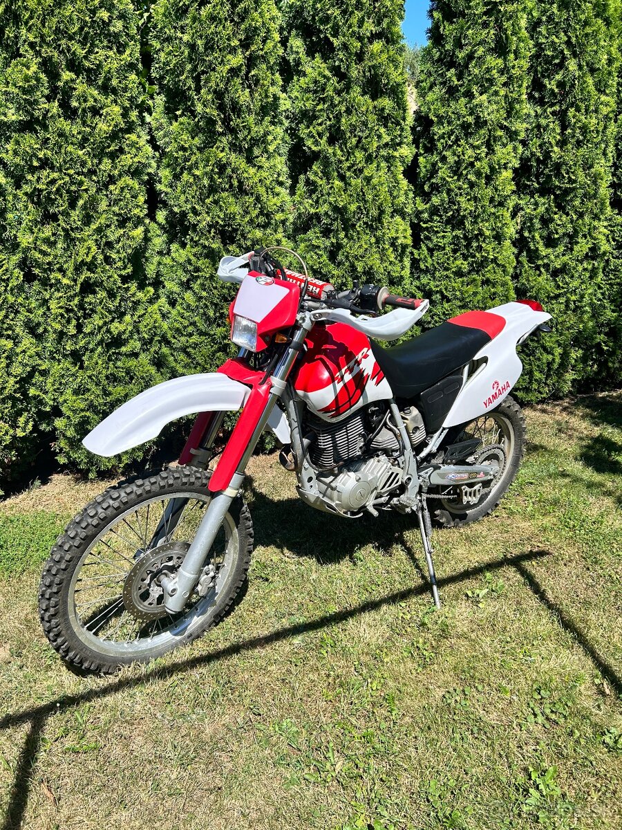 Yamaha TT-R 600