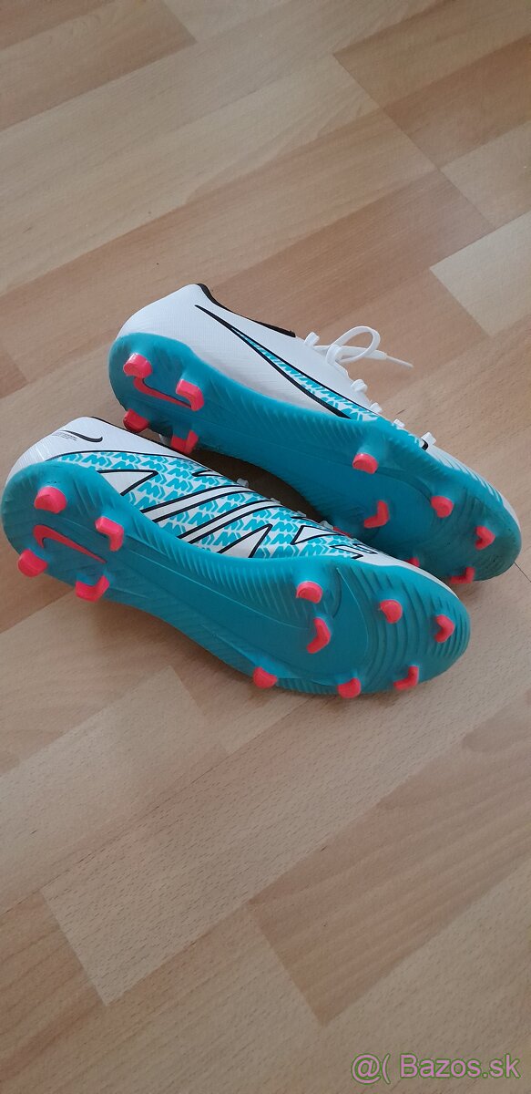 Kopačky Nike č.38.5 - 4