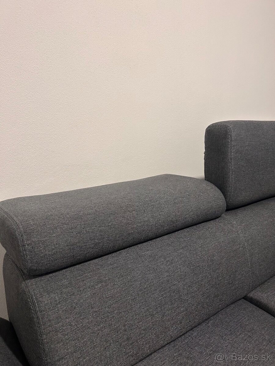 Rohová sedacia súprava. - 4