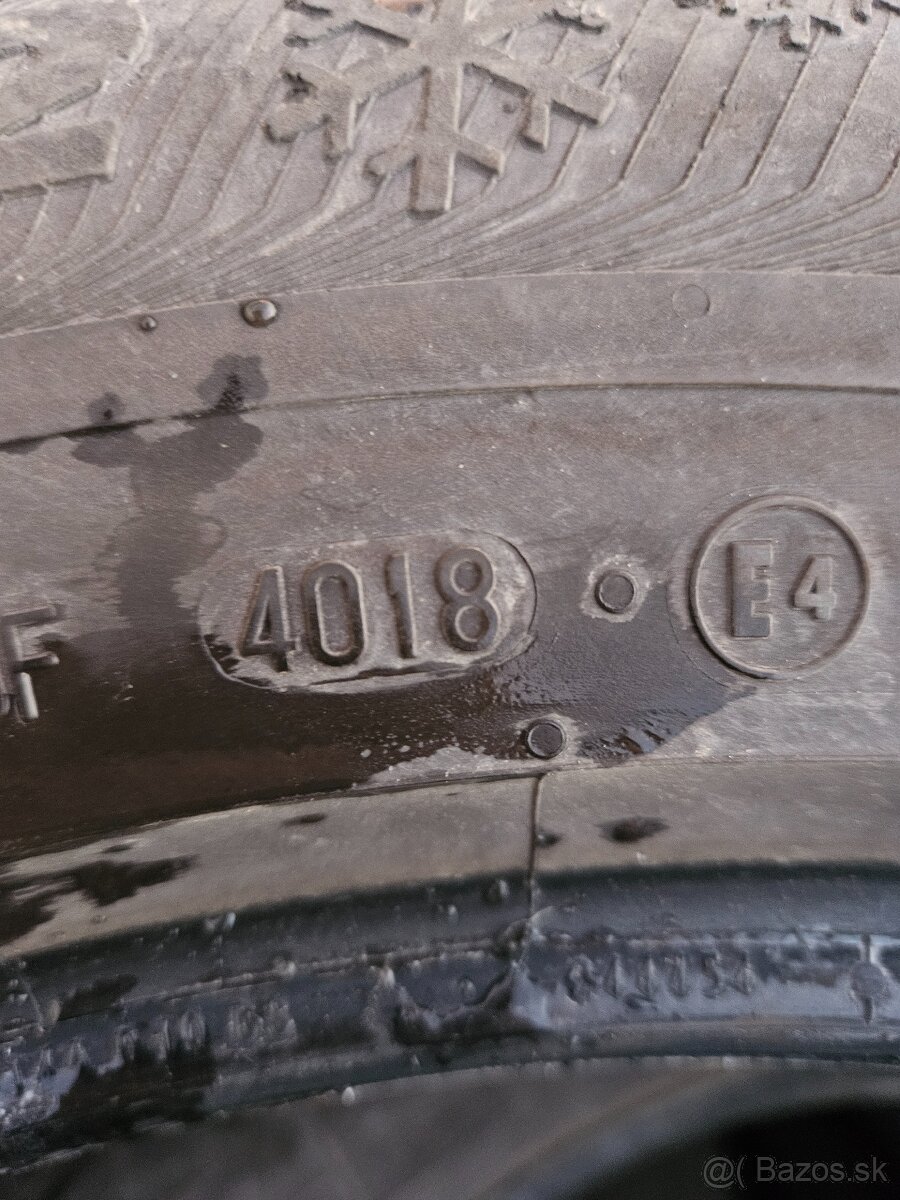 Predám 4ks zimne pneumatiky Semperit 225/60 r17 - 4
