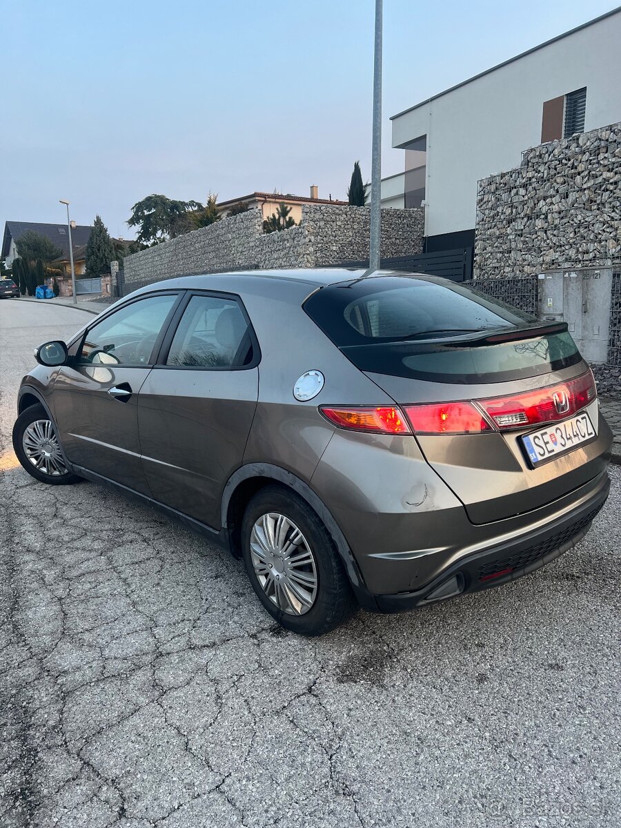 Honda civic 8g HFO 1.4 Benzin - 4