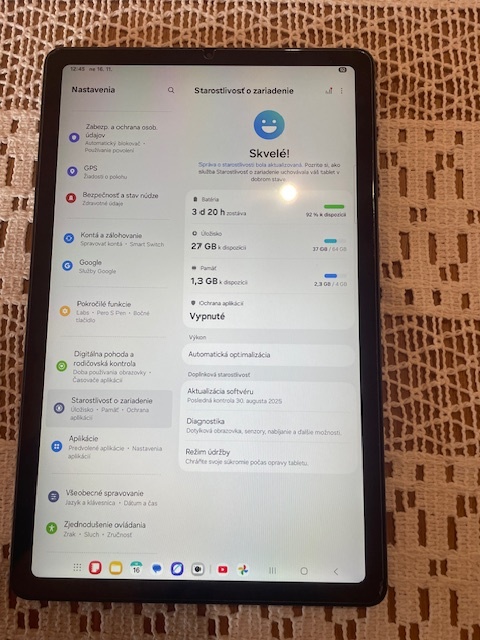 Krásny tablet Samsung Galaxy S6 Lite SM-P620 - 4