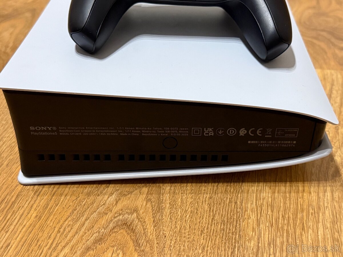 Playstation 5 slim 1TB digital - 4