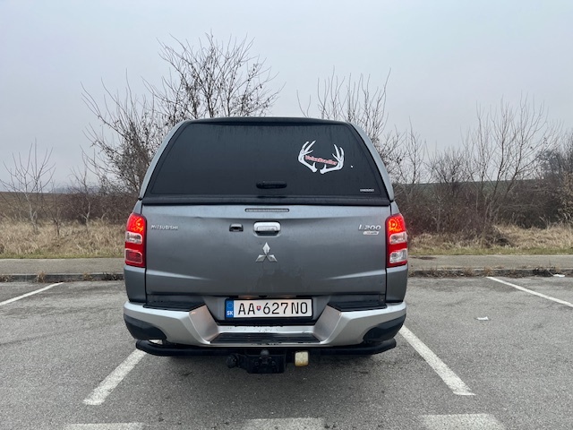 Mitsubishi L200 2,4 DI-D 133kw 4x4 automat - 4